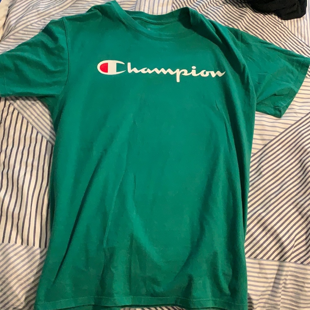 Champion t shirt